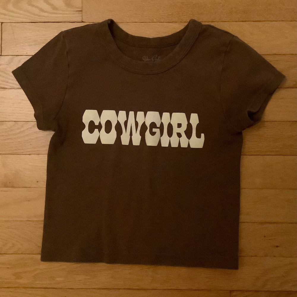 Brandy Melville Cowgirl Short Sleeve Shirt Size: Small